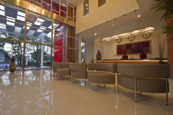Lampion Hotel Solo ภายนอก รูปภาพ